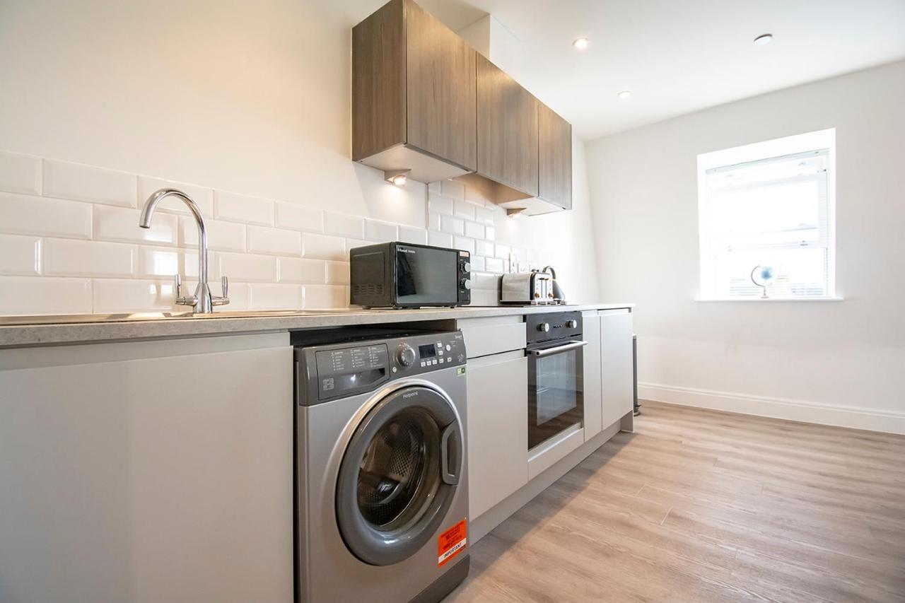 Апартаменти Modern 1 Bed Flat 2 Mins Walk From Restaurants Bars Clubs & Beach! Wow! Борнмут Екстер'єр фото